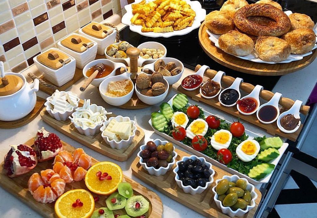 En güzel Evde Pazar kahvaltısı sunumları! İşte Pazar kahvaltısının olmazsa olmazları!