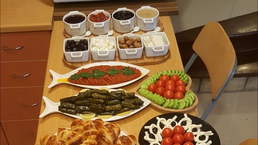 En güzel Evde Pazar kahvaltısı sunumları! İşte Pazar kahvaltısının olmazsa olmazları!