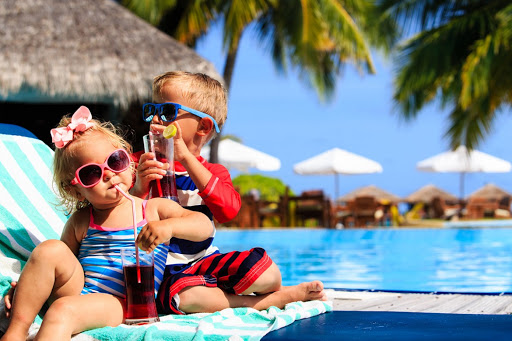 Çocuklu aileler için tatil önerileri! Çocuklarla rahat edilebilecek tatil rotaları! Çocukla tatil için püf noktaları