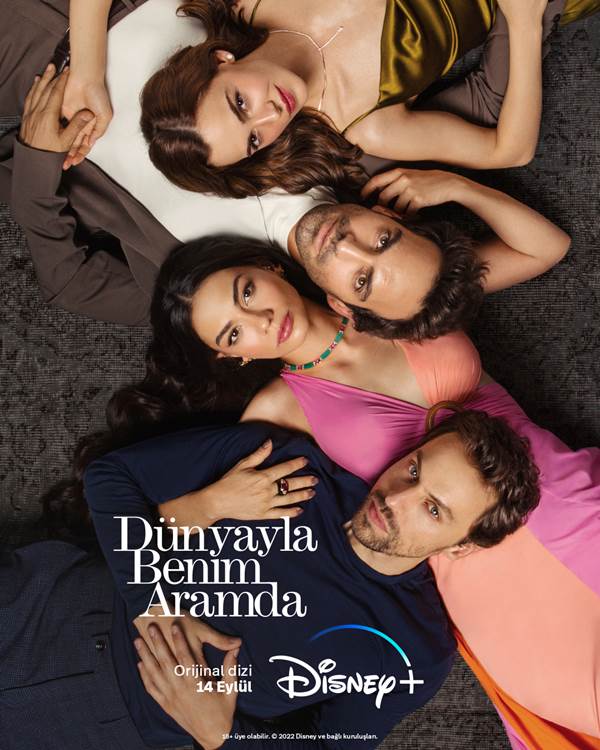Dünyayla Benim Aramda dizisinin çok konuşulan kombinleri! Hangi kıyafet hangi markaya ait?